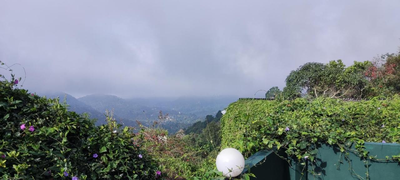 Munnar Tea Hills Resort - Mthr Exterior foto