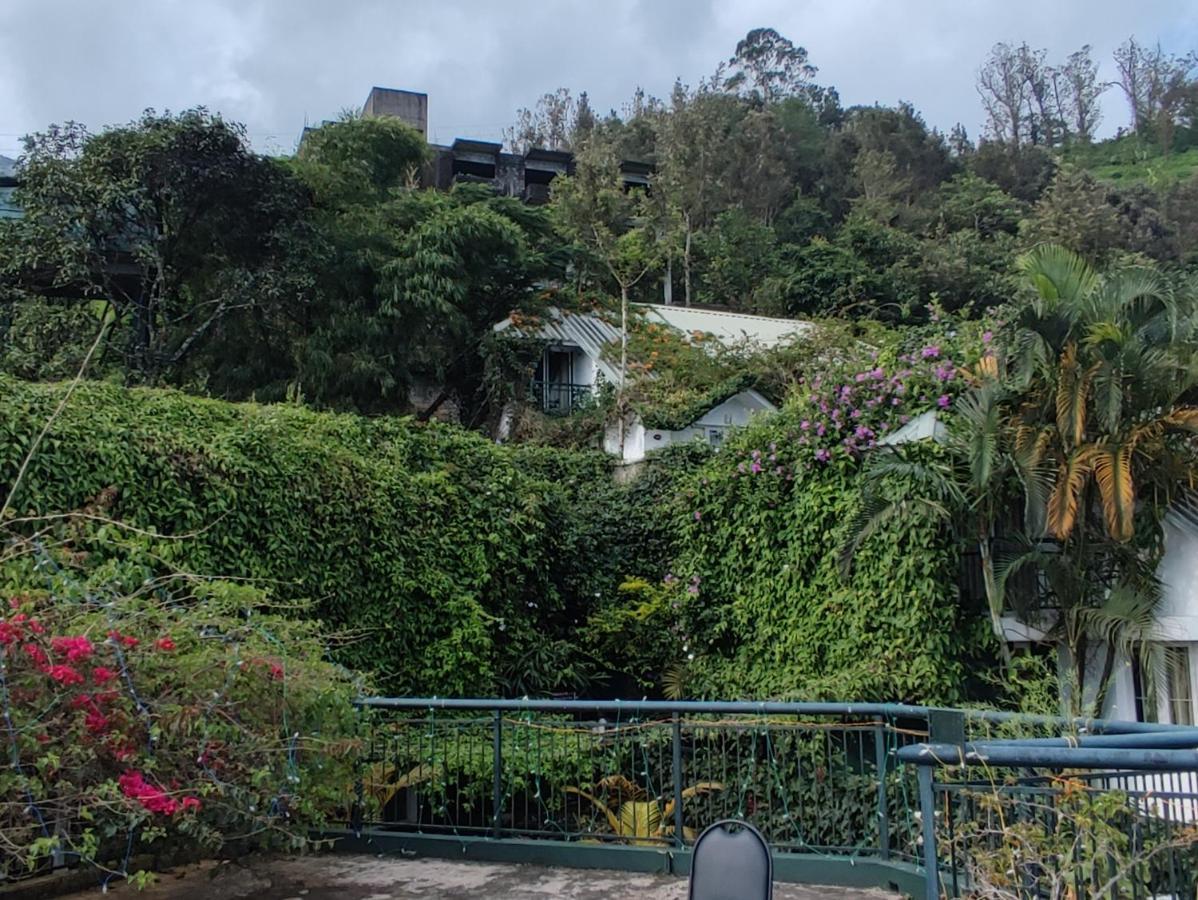 Munnar Tea Hills Resort - Mthr Exterior foto