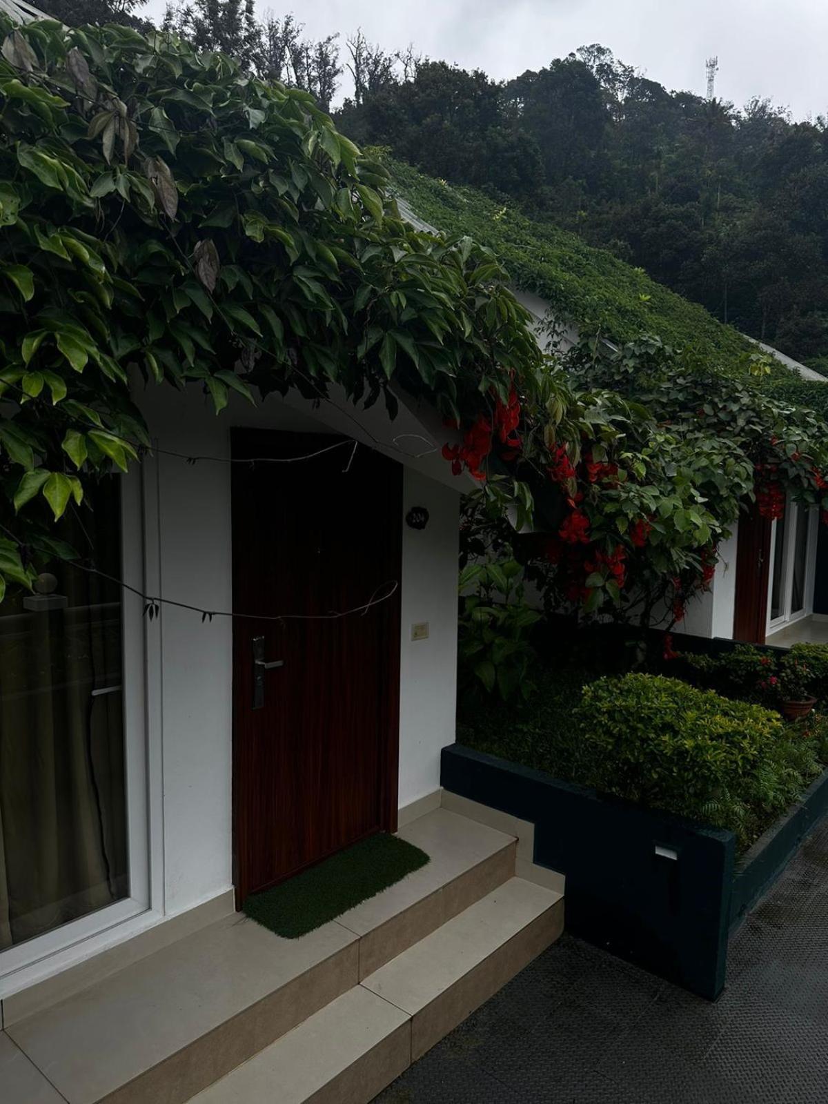 Munnar Tea Hills Resort - Mthr Exterior foto