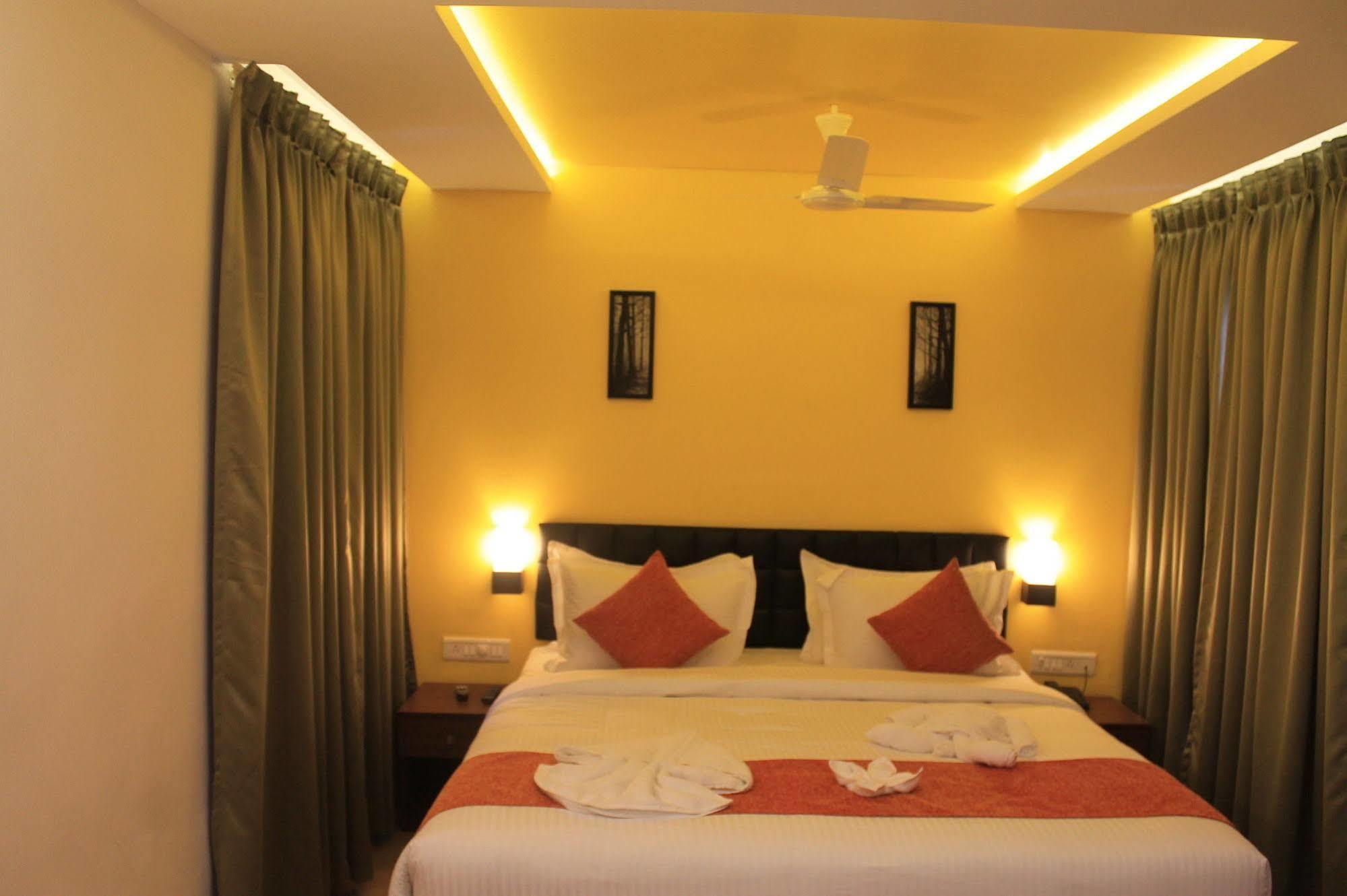 Munnar Tea Hills Resort - Mthr Exterior foto